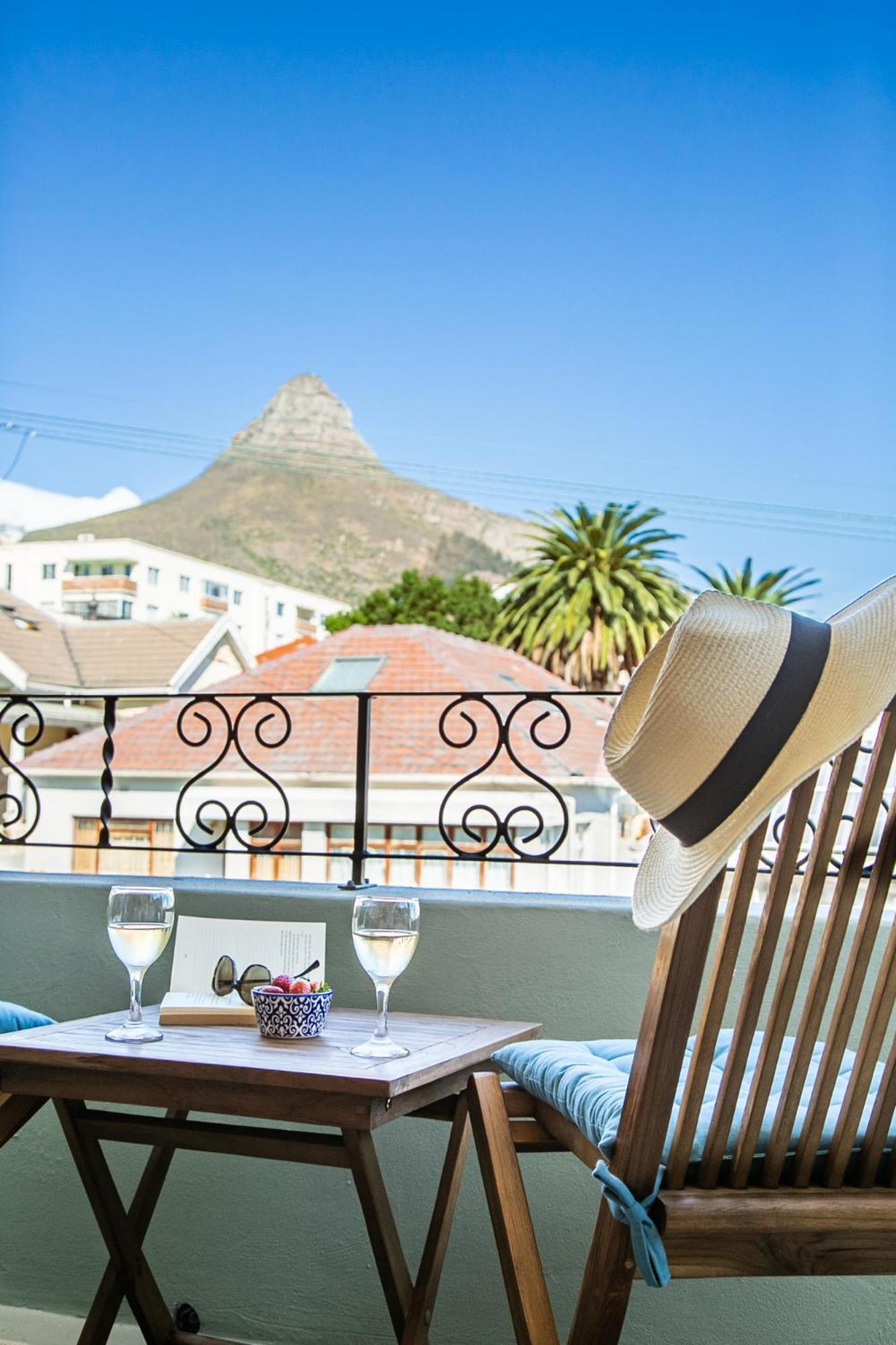 The Palm Peaks With A Mountain View & 300m From Sea Apartment Cape Town